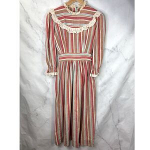 Vtg 60s 70s Prairie Dress Victorian Cottagecore Eyelet Ruffle Metal Side Zip XS